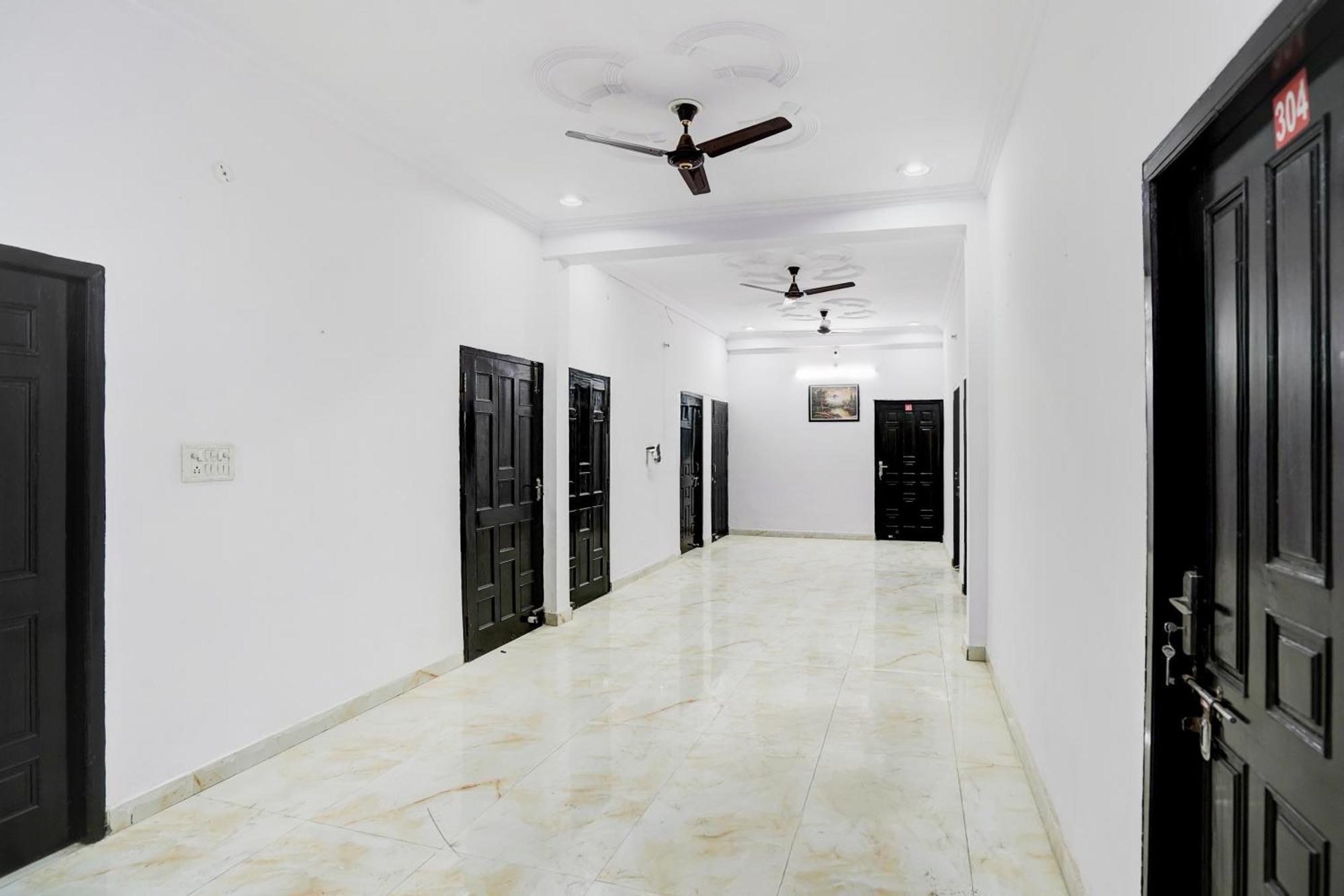 O Garden View Vrindavan Hotel