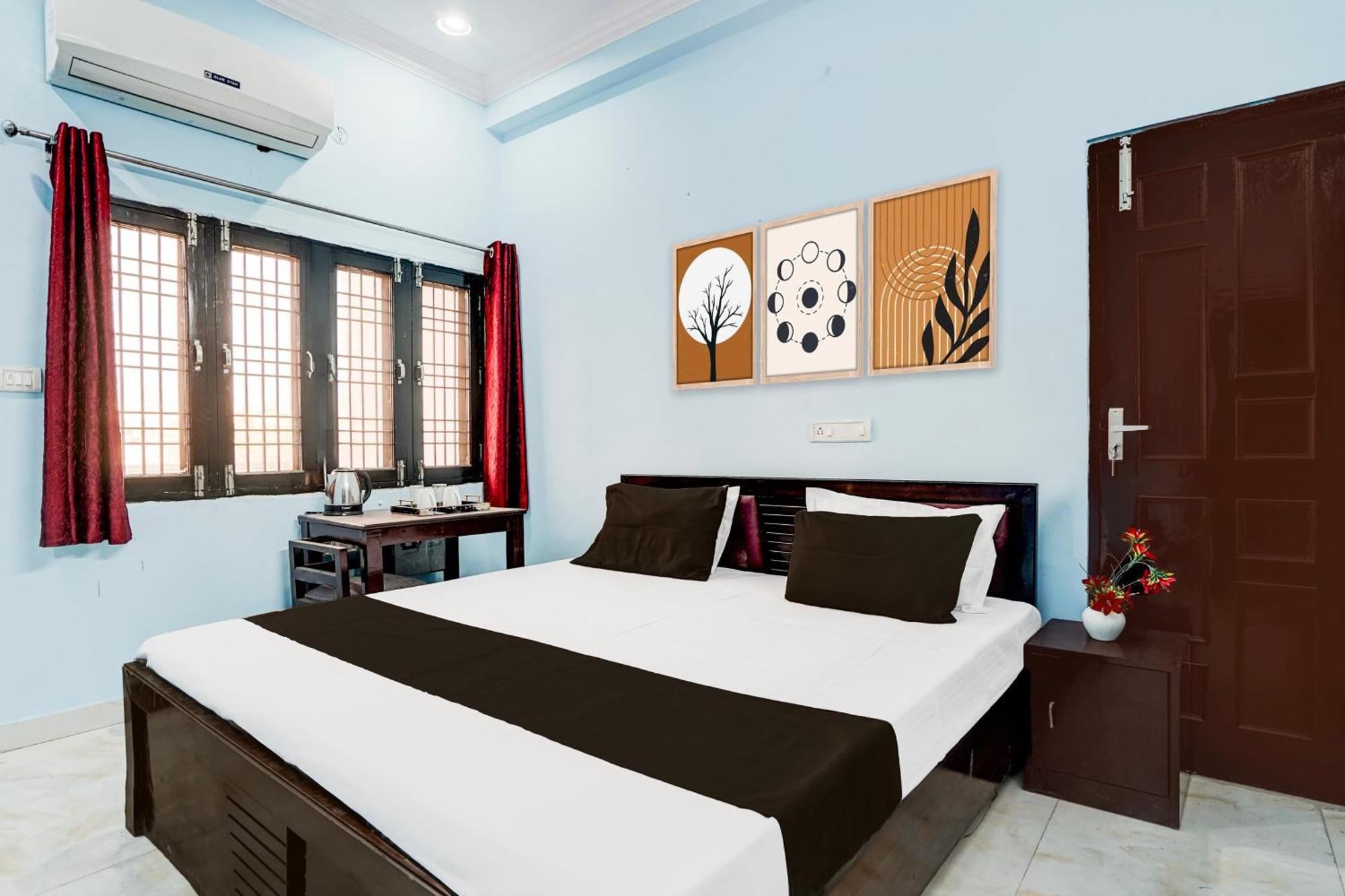 Hotel O Garden View Vrindavan